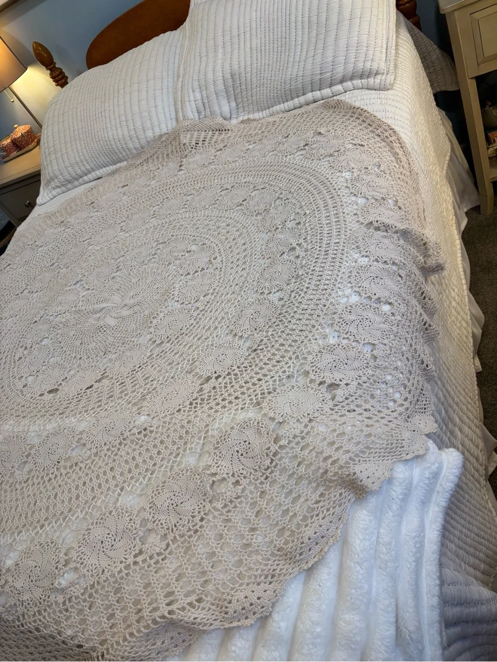 Vintage Cottagecore Cotton Lace Hand Crocheted Doiley Tablecloth Table Covering